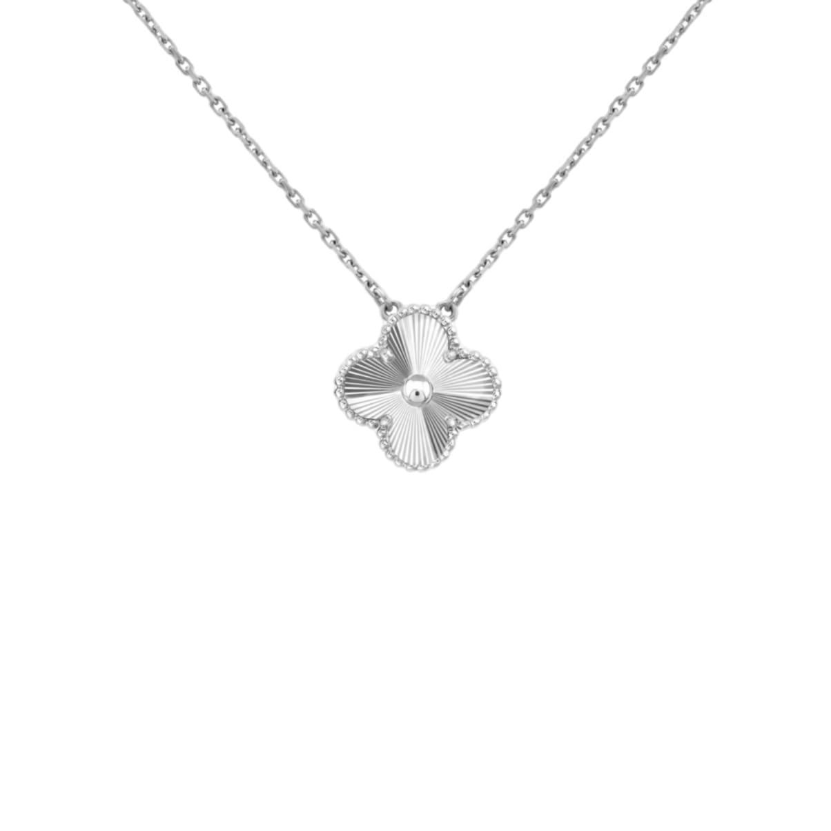 SILVER CLOVER NECKLACE